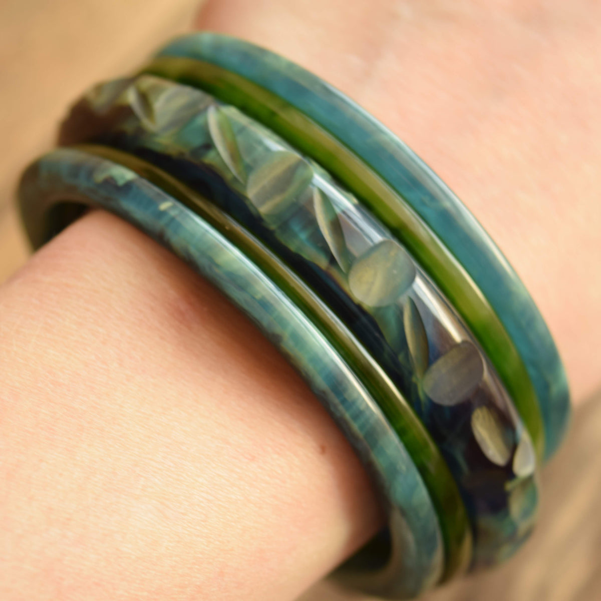 Vintage Bangle Bracelets - Plastic, Celluloid, Bakelite