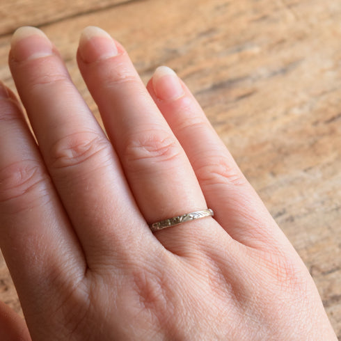Scrolled Flower Band Ring - Size 7.5