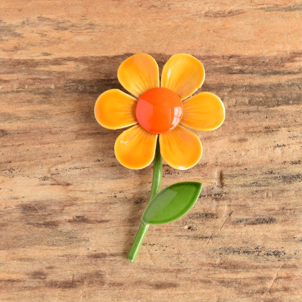 vintage metal yellow orange flower daisy brooch