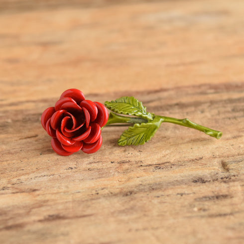 vintage rose shaped figural brooch