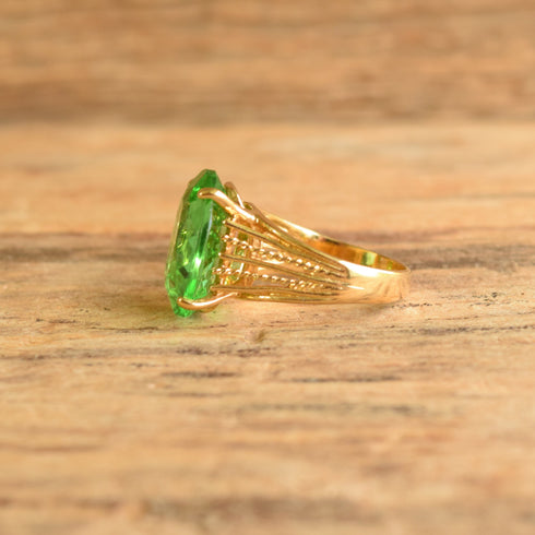 Green Cocktail Ring - Size 9