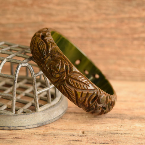 Green Rose flower bakelite bangle