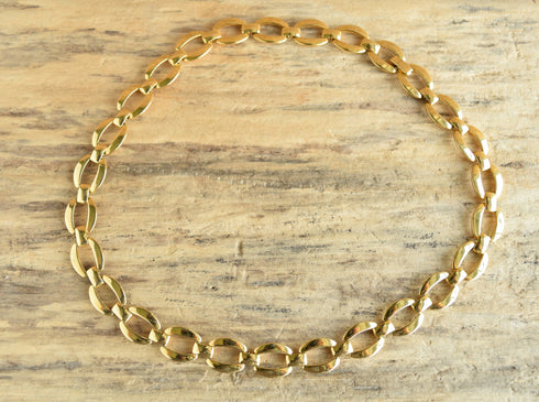 gold toned vintage chain necklace