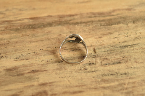 Moon and Star Ring - Size 8