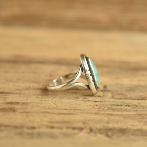 Turquoise Ring - Size 6 1/4