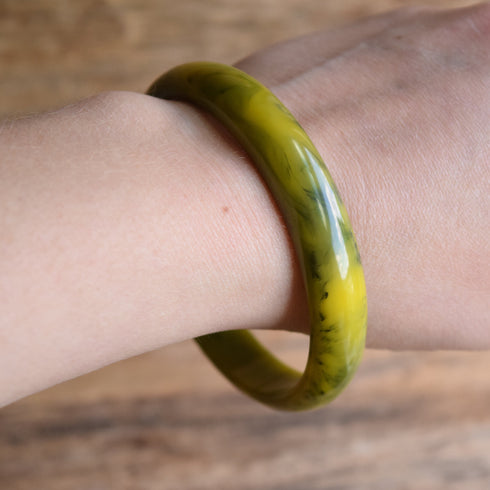 Yellow Green Marbled Bakelite Bangle