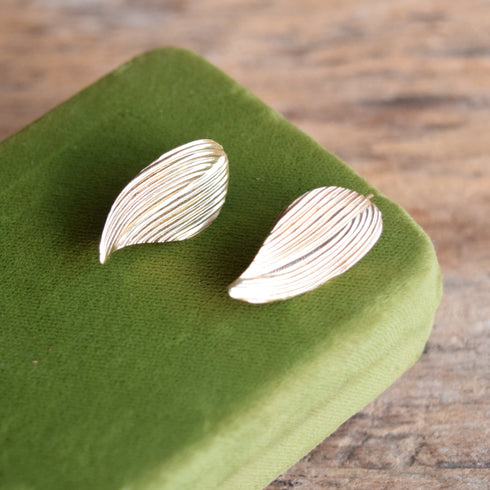 14k Yellow Gold Leaf Shaped Earrings