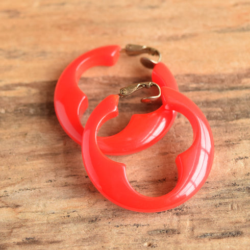Juicy Berry Bakelite Hoop Earrings