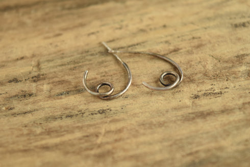 Curly Line Minimalist Hoop Earrings