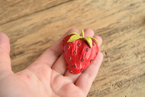 Strawberry Brooch - ART