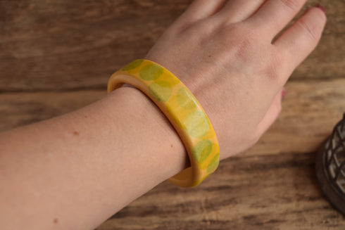 Dot Stamped Bakelite Bangle