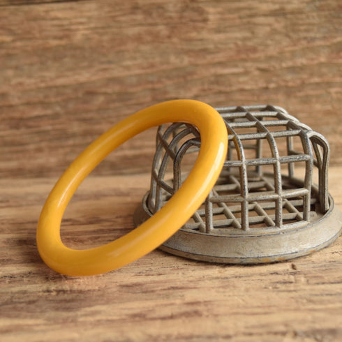 Yellow Marbled Tube Bakelite Bangle