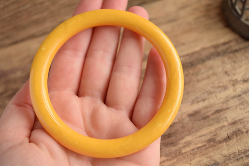 Marbled Yellow Tube Bakelite Bangle