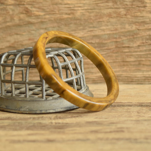 Square edge black marbled bakelite bangle