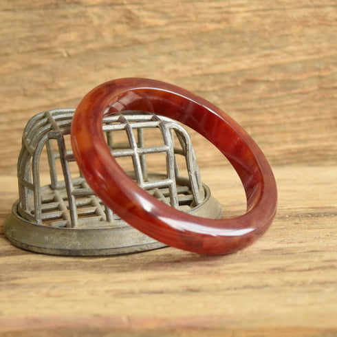 Juicy red marbled bakelite