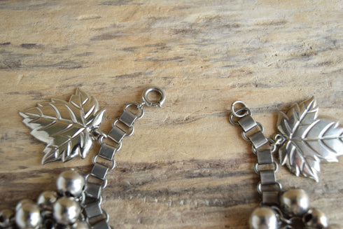 Dangle Grape Bracelet