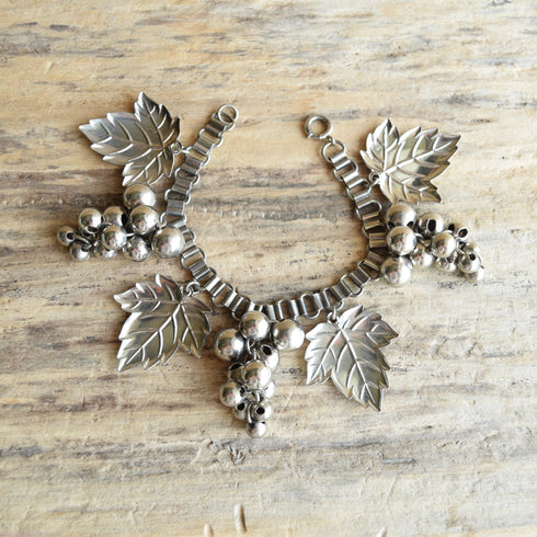 Dangle Grape Bracelet