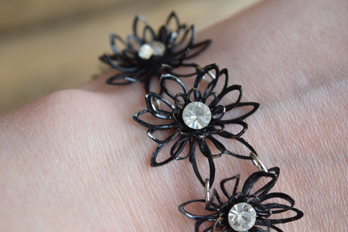 Flower Rhinestone Bracelet - Kramer