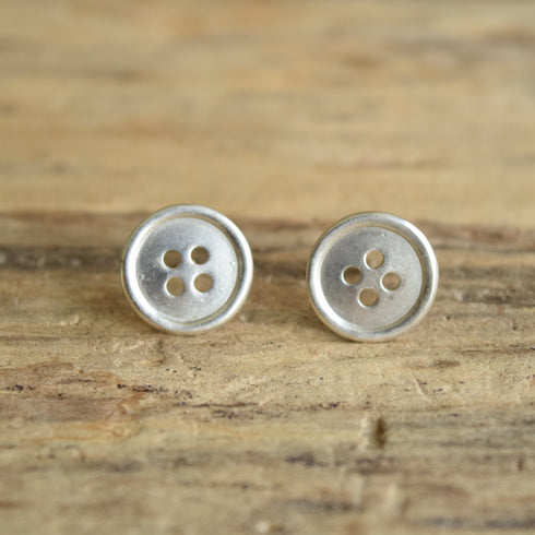 Button shaped sterling silver 925 stud earrings