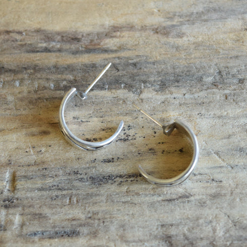 Hopi Crafts Silver Hoop Earrings - Tony Kyasyousie