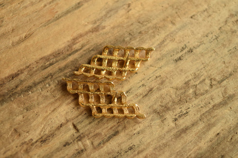 Golden Wavy Earrings