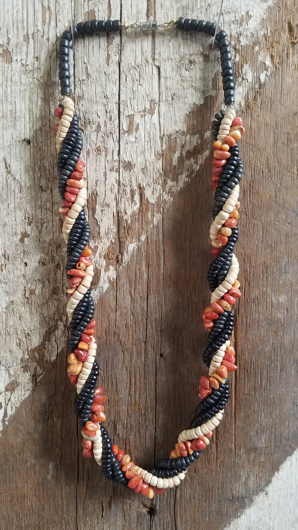 Natural bohemian necklace vintage - twist design with natural elements