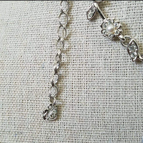 Swarovski Daisy Chain Pearl and Rhinestone Necklace