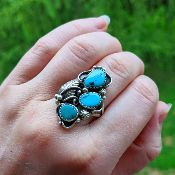 Navajo Sterling Silver vintage ring by L. Ramone