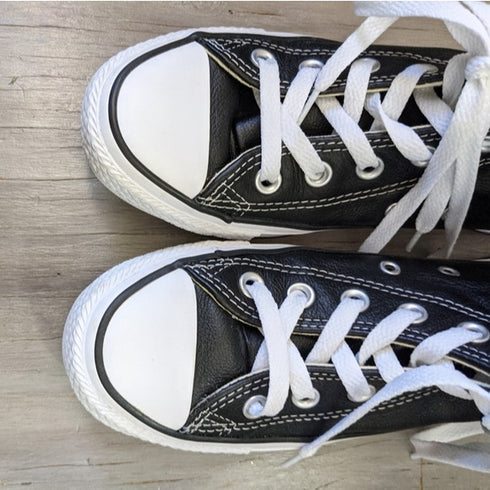 Black leather high top Converse - Size 6