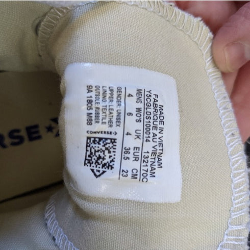 Black leather high top Converse - Size 6