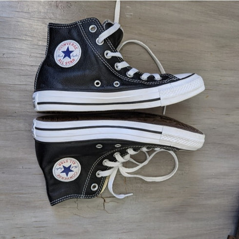 Black leather high top Converse - Size 6