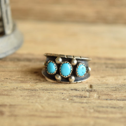 size 9 turquoise three stone sterling Navajo ring