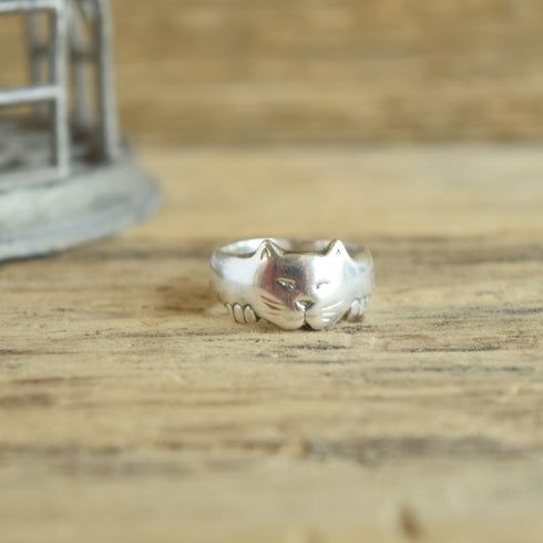 Cat ring size 8 cat shaped band ring