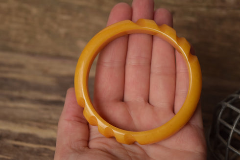 Yellow Carved Bakelite Bangle