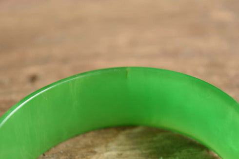 Green Apple Bakelite bangle bracelet