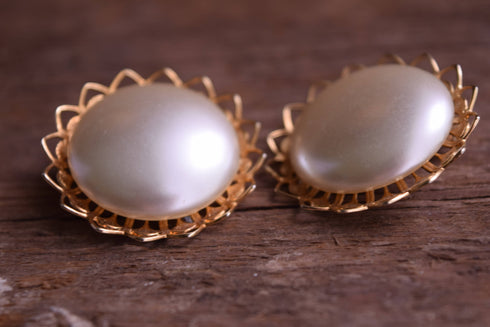 Round Pearly Golden Clip On Earrings