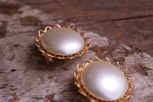 Round Pearly Golden Clip On Earrings