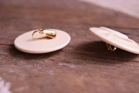 Round Beachy Clip On Earrings