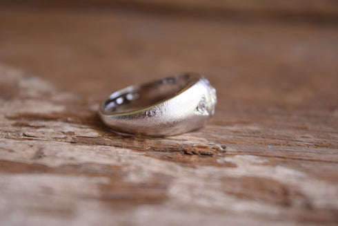 Silver Rhinestone Ring 14kt hge