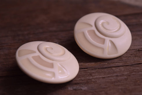 Round Beachy Clip On Earrings