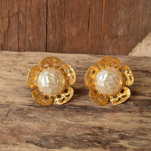 Hollywood glam pearl daisy clip on earrings