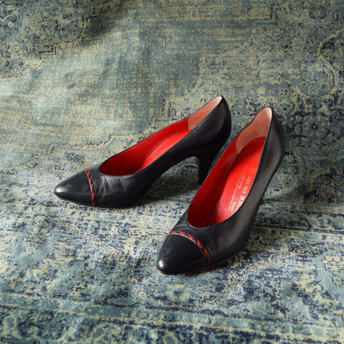 Navy Blue Bruno Magli Vintage Heels Size 7 1/2