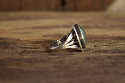 Size 7 Marquise Green Stone Ring