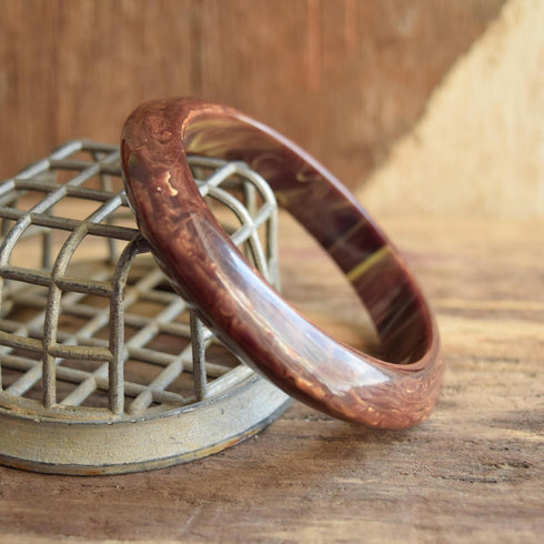 Flying Saucer Bakelite Bangle Bracelet Marbled Purple