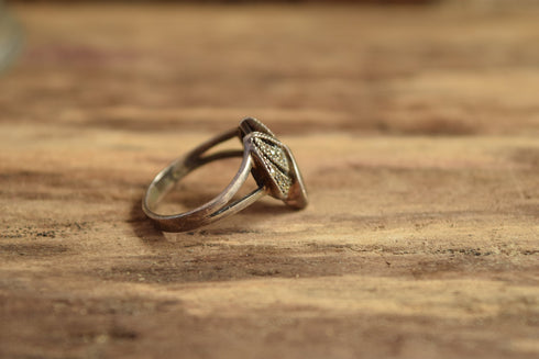 Marcasite, onyx and Sterling Turban Ring - Size 7 1/2