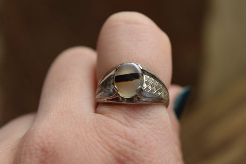 Oval Agate Sterling Ring Size 8 3/4 - Clark & Coombs