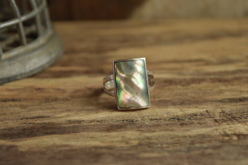 Rectangle Shell Ring Size 8