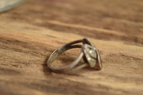 Marcasite, onyx and Sterling Turban Ring - Size 7 1/2