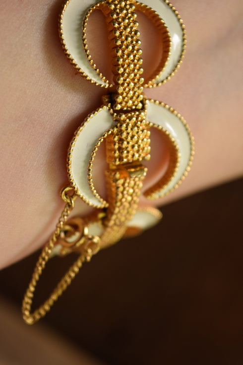 Crescent Moon Link Bracelet - D'orlan vintage