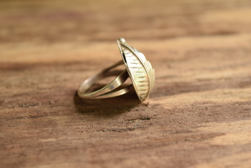 Round Turquoise Leaf Ring Size 9